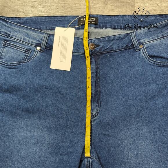 Bloomchic Plus Size Cropped Jeans Size 22 - Picture 4 of 6